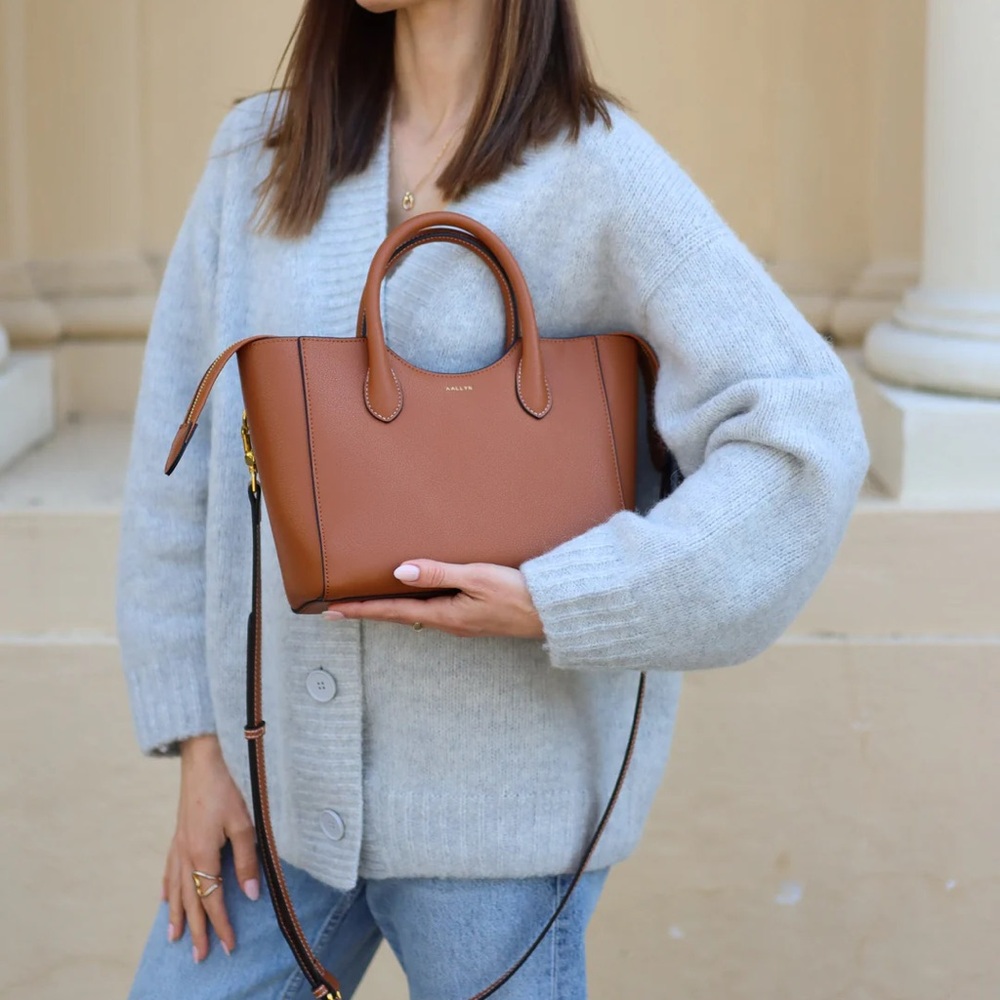 Brand New Aallyn Lilly Satchel - Picture 3 of 7